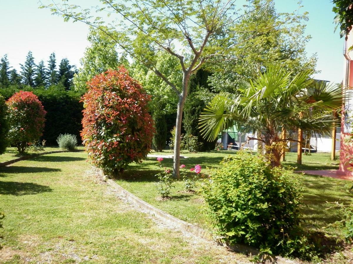 Villa Jolanda Fratte Rosa Eksteriør bilde